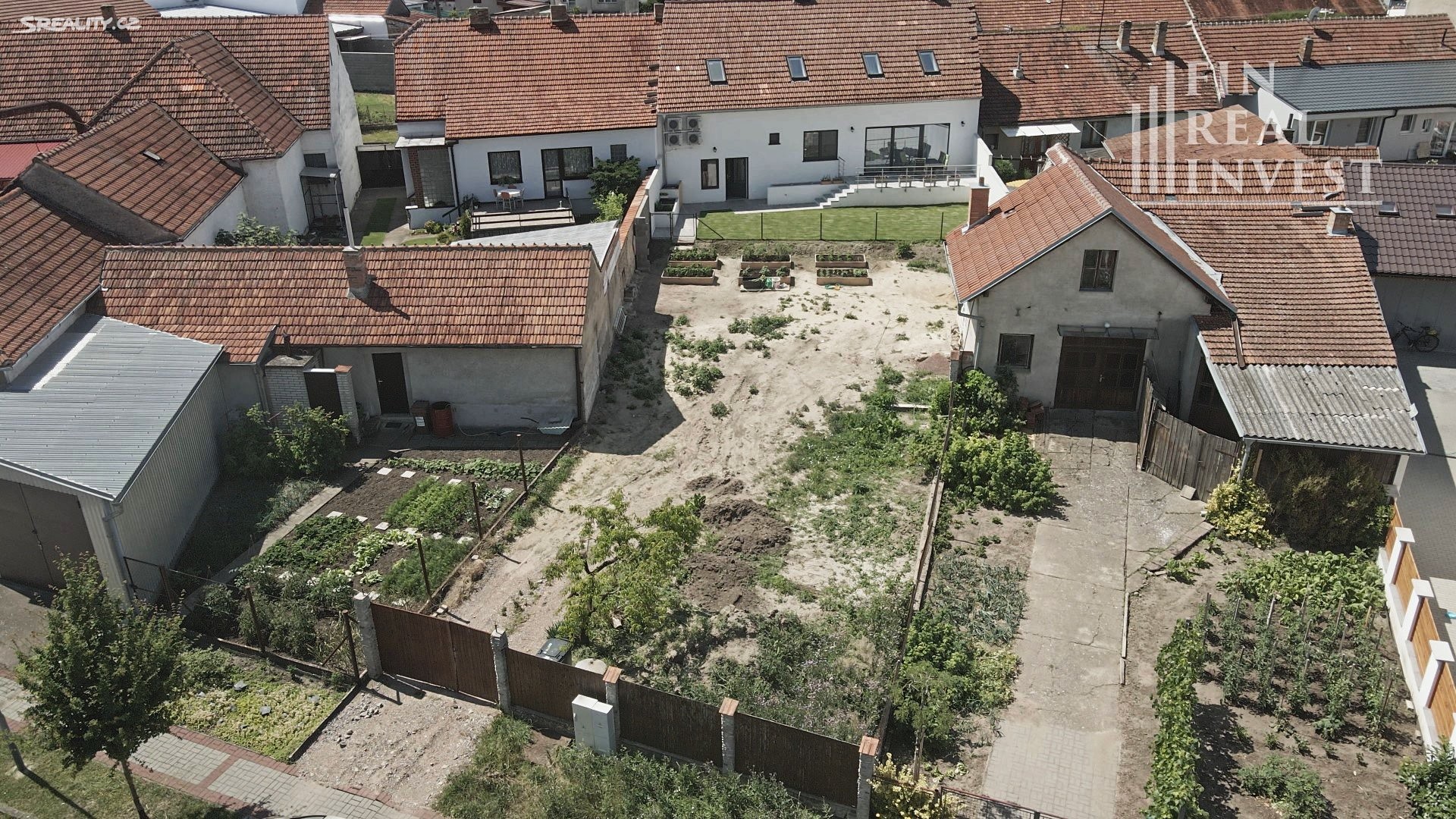 Prodej  stavebního pozemku 299 m², Velké Bílovice, okres Břeclav