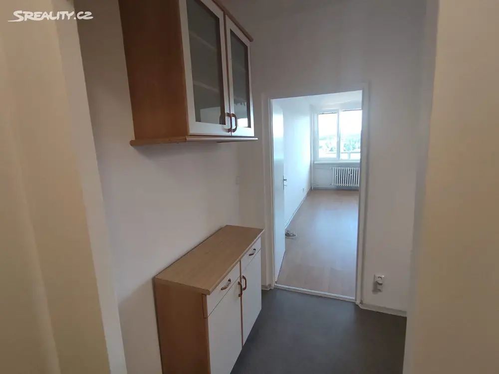 Pronájem bytu 1+1 34 m², Nad Školou, Liberec - Liberec XXX-Vratislavice nad Nisou
