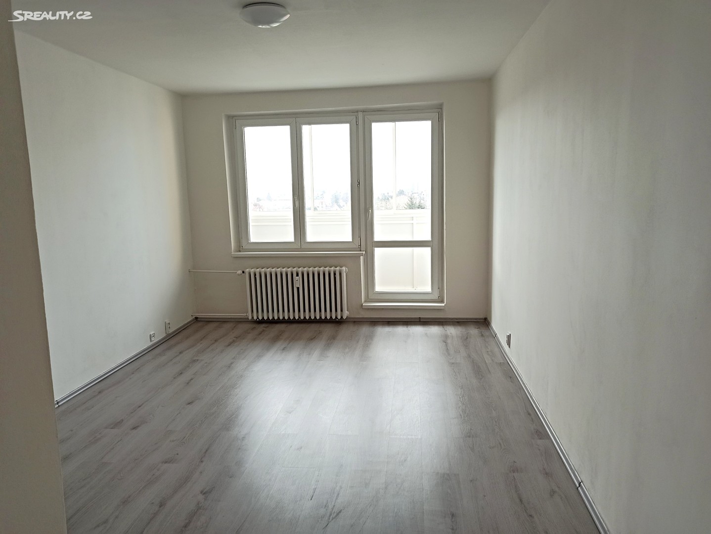 Pronájem bytu 1+kk 28 m², Na Obvodu, Ostrava - Vítkovice