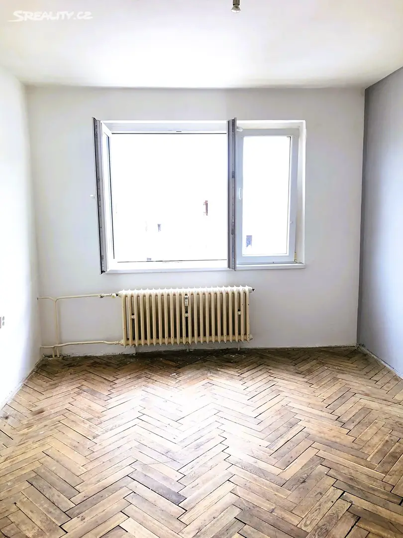 Pronájem bytu 2+1 53 m², M. Švabinského, Bílina - Teplické Předměstí