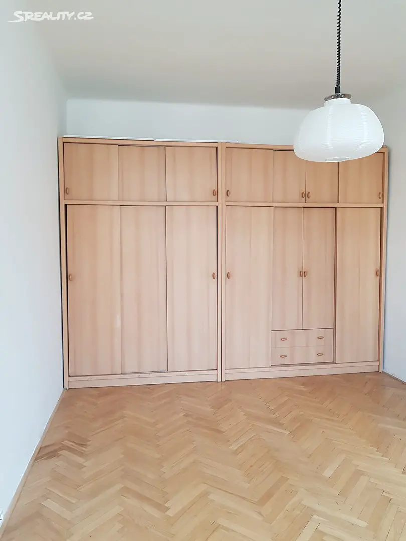Pronájem bytu 2+1 52 m², Kolbenova, Praha