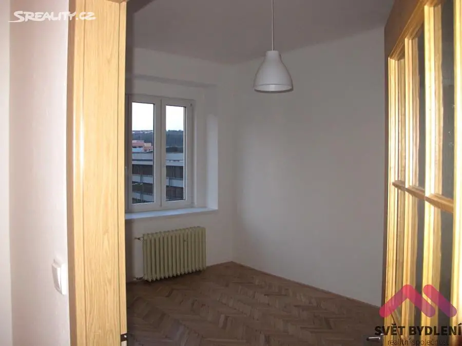 Pronájem bytu 2+1 49 m², Sokolovská, Praha 9 - Libeň
