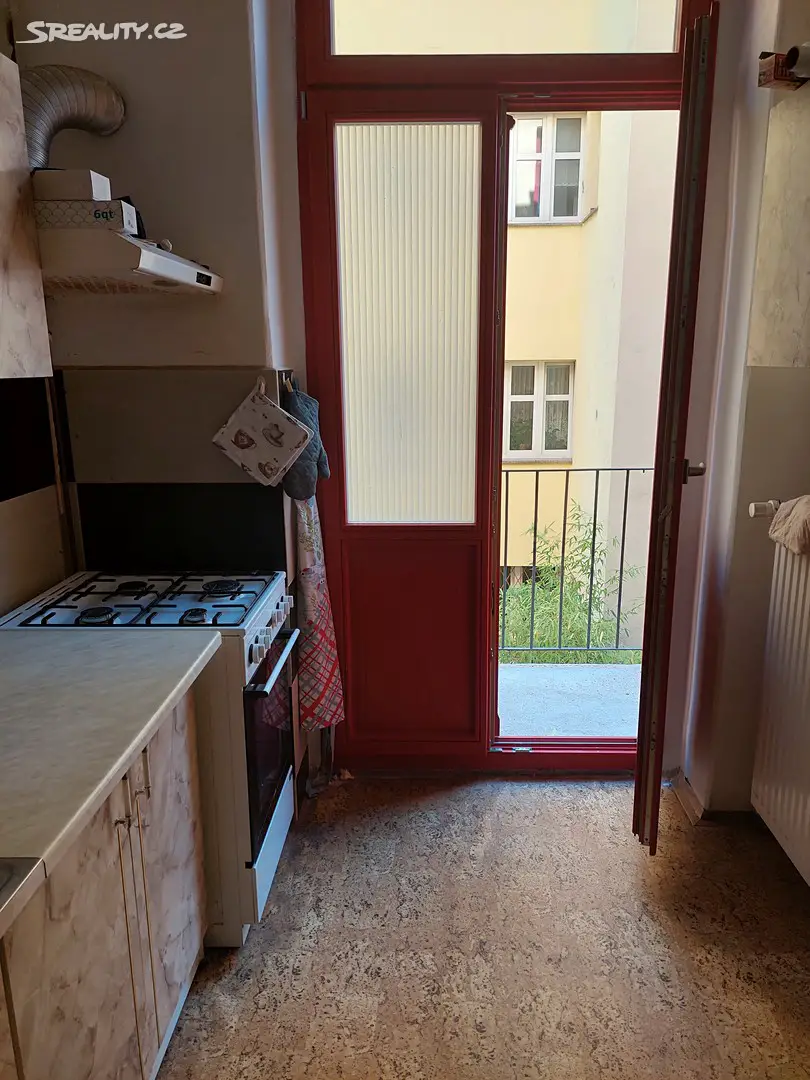 Pronájem bytu 4+1 100 m², U Náspu, Liberec - Liberec I-Staré Město