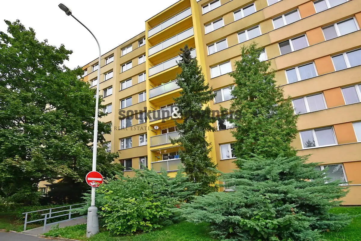 Prodej bytu 2+kk 40 m², Zárybská, Praha 9 - Prosek