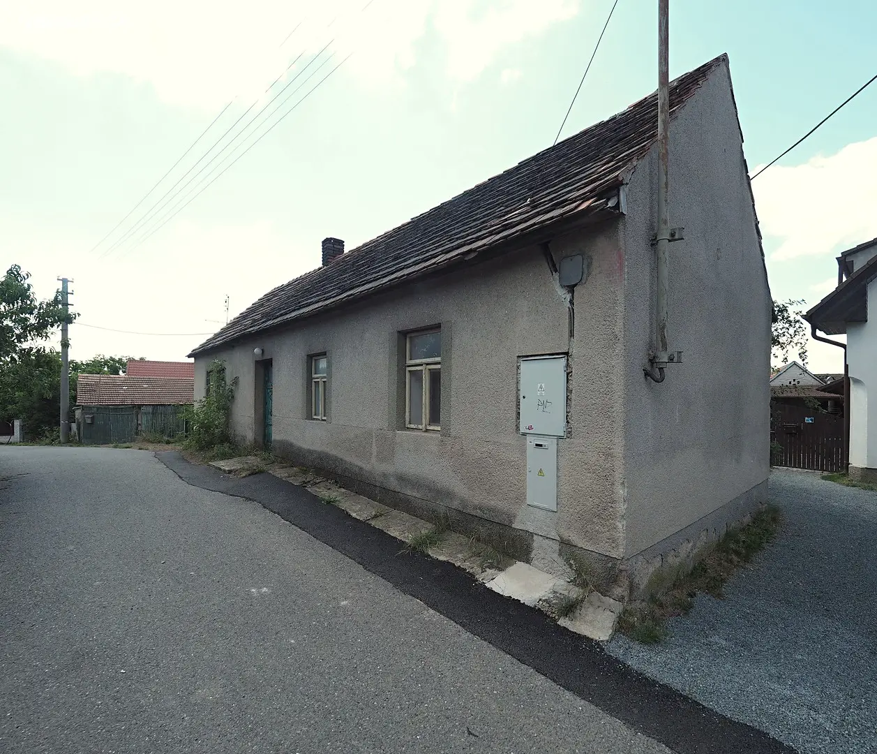 Prodej  rodinného domu 50 m², pozemek 56 m², Malá Hraštice, okres Příbram