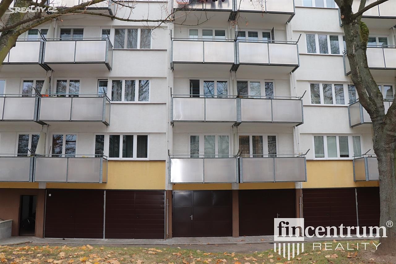 Pronájem bytu 2+1 41 m², V Koutech, Hradec Králové - Pražské Předměstí