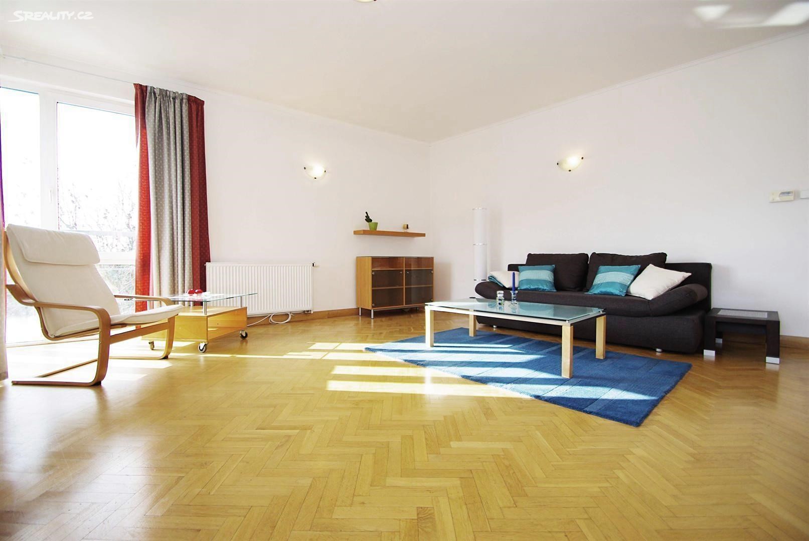Pronájem bytu 4+1 180 m² (Mezonet), Nad Petruskou, Praha 2 - Vinohrady