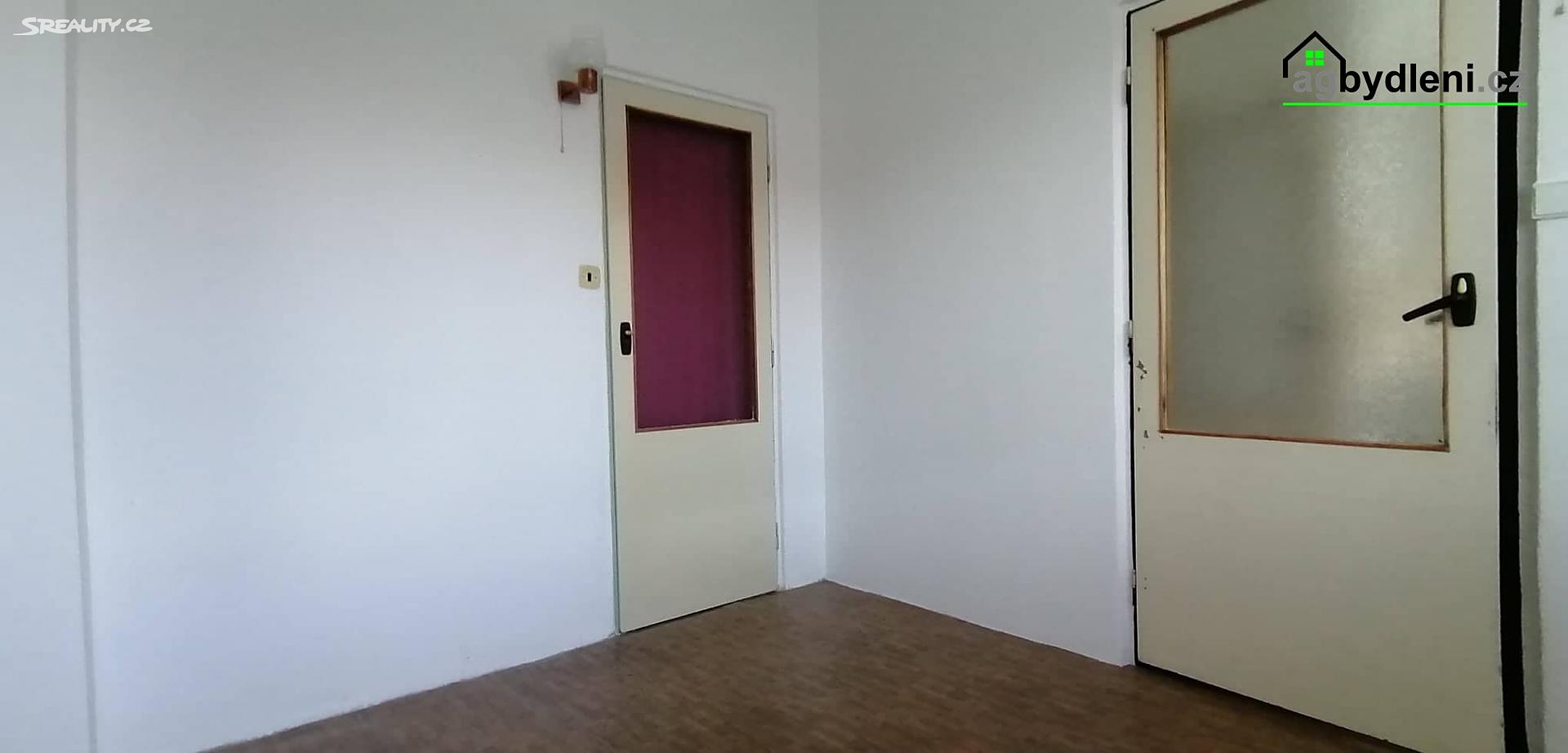 Pronájem bytu 3+1 71 m², Kočov, okres Tachov