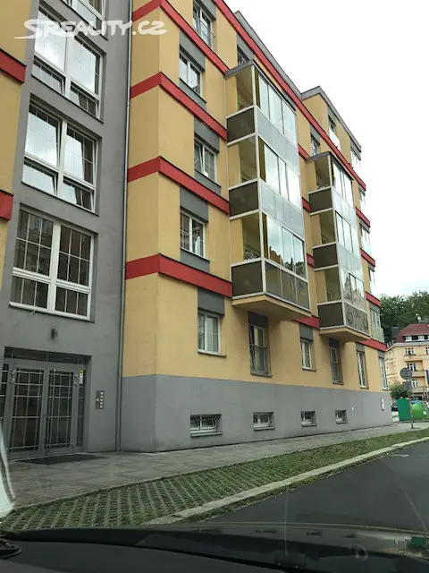 Prodej bytu 1+kk 39 m², Jateční, Karlovy Vary