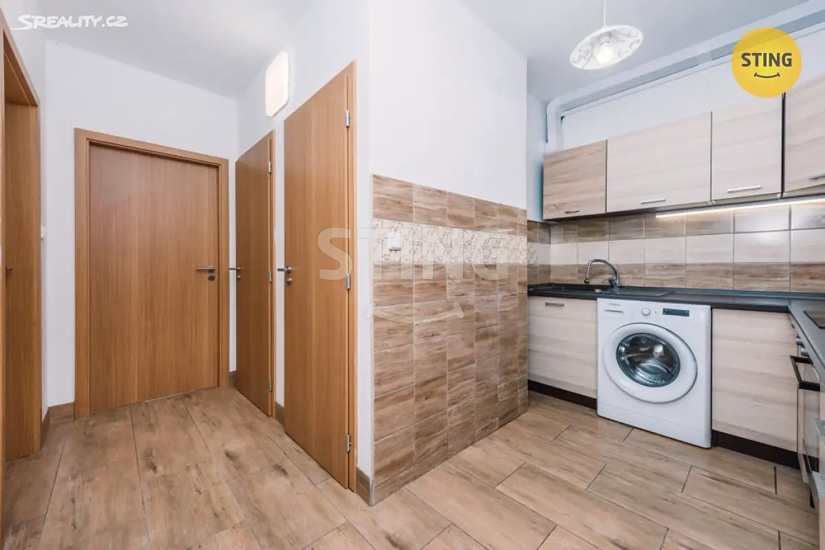 Prodej bytu 2+kk 41 m², Arnošta z Pardubic, Pardubice - Zelené Předměstí