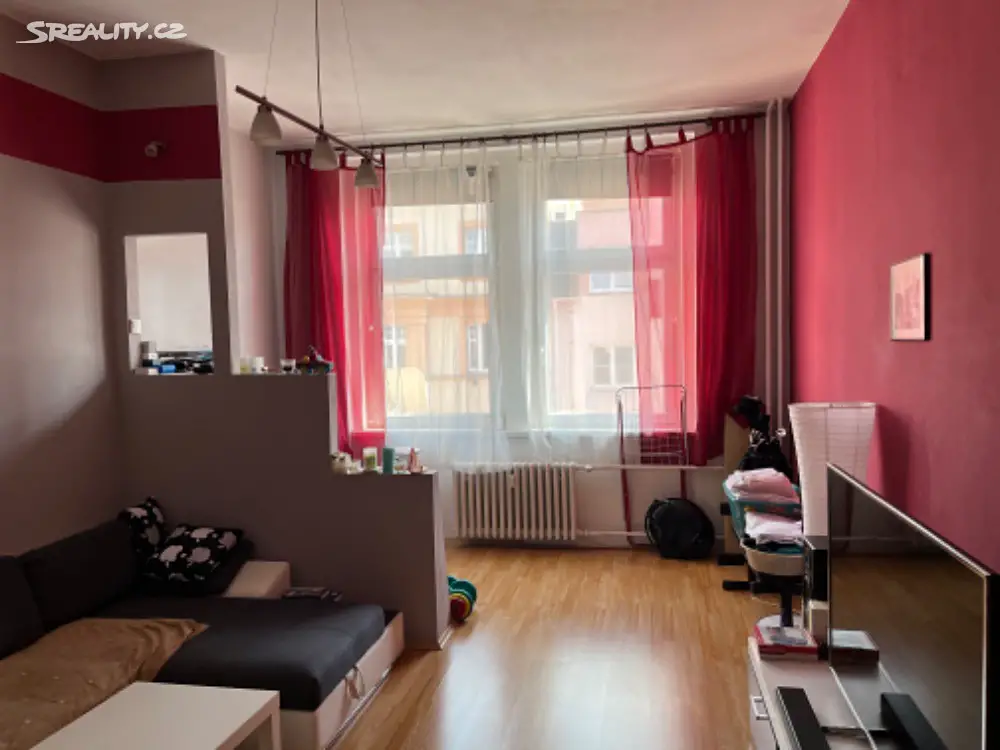 Pronájem bytu 2+1 70 m², Vítězná, Karlovy Vary - Drahovice