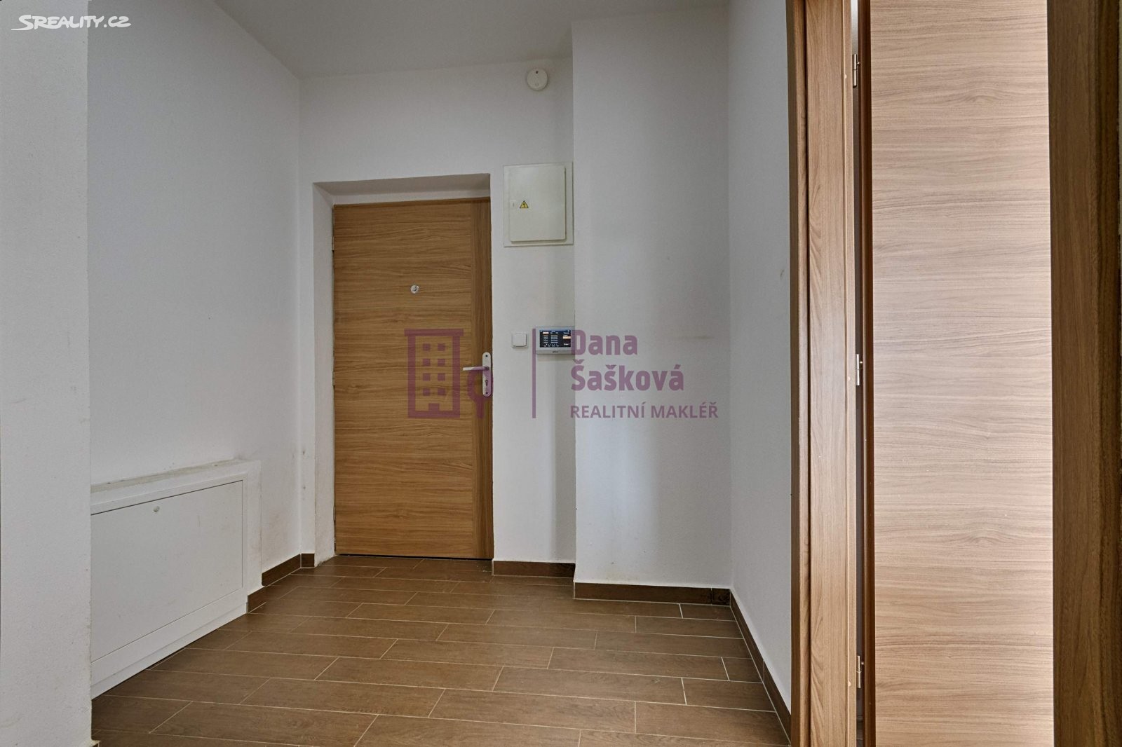 Pronájem bytu 2+kk 55 m², sídliště Vajgar, Jindřichův Hradec - Jindřichův Hradec III
