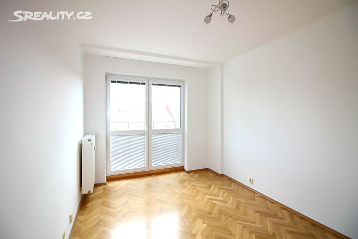 Pronájem bytu 2+kk 65 m², Biskupcova, Praha 3 - Žižkov