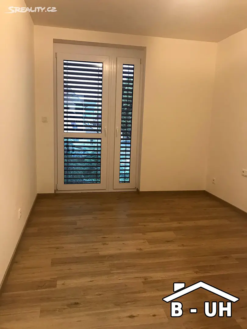 Pronájem bytu 2+kk 60 m², Svatoplukova, Veselí nad Moravou