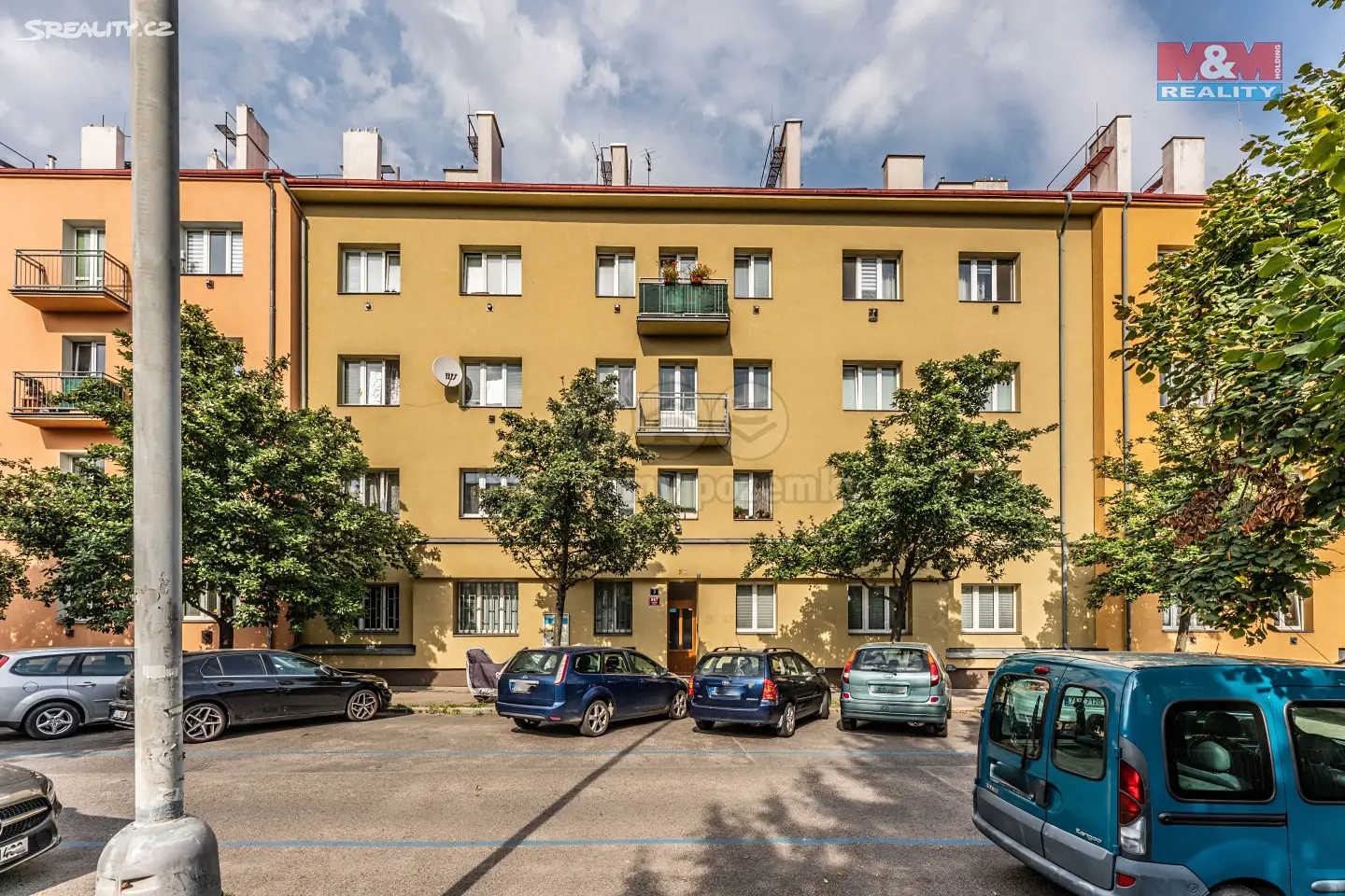 Prodej bytu 1+1 57 m², Zákostelní, Praha 9 - Vysočany