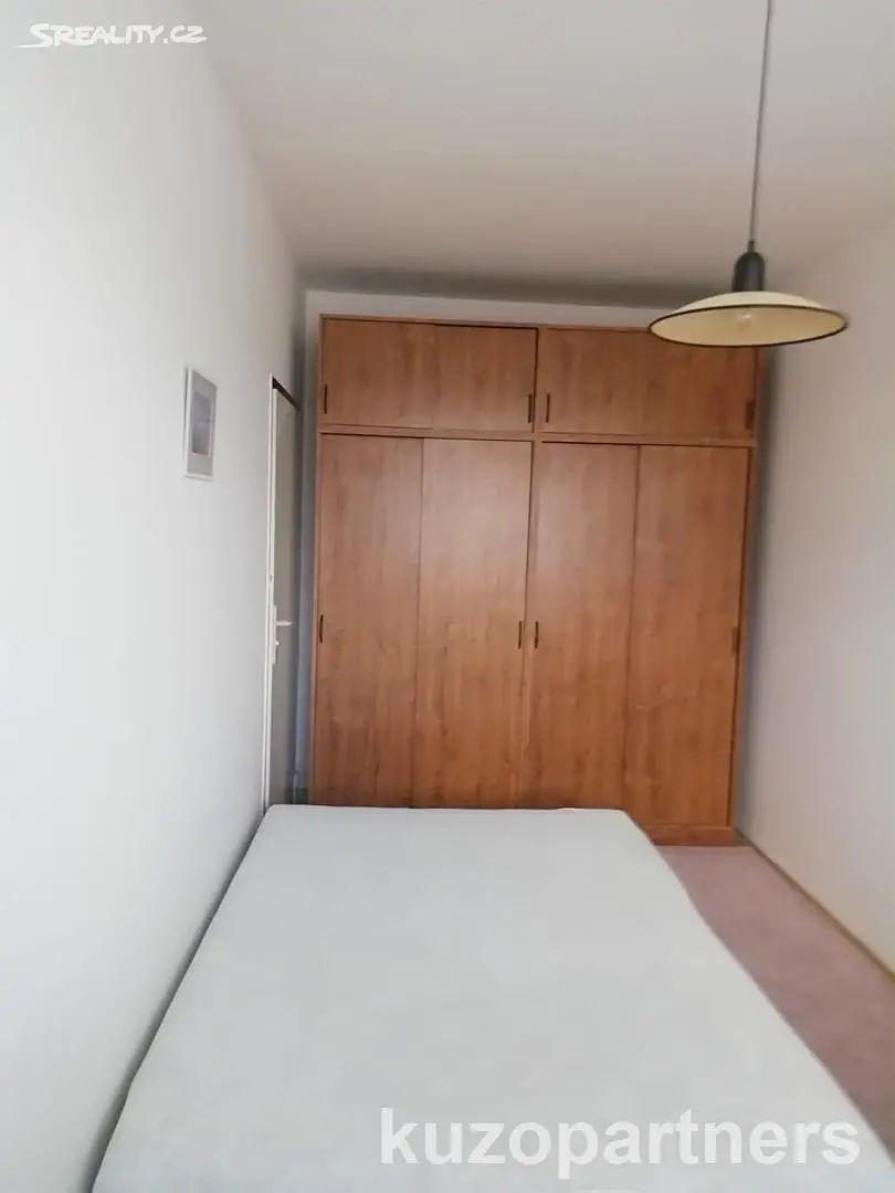 Prodej bytu 2+1 44 m², Na Honech III, Zlín