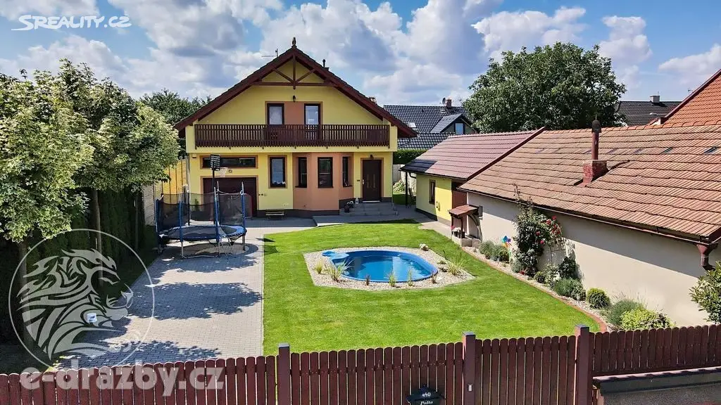 Prodej  rodinného domu 156 m², pozemek 560 m², 28. října, Pardubice - Nemošice