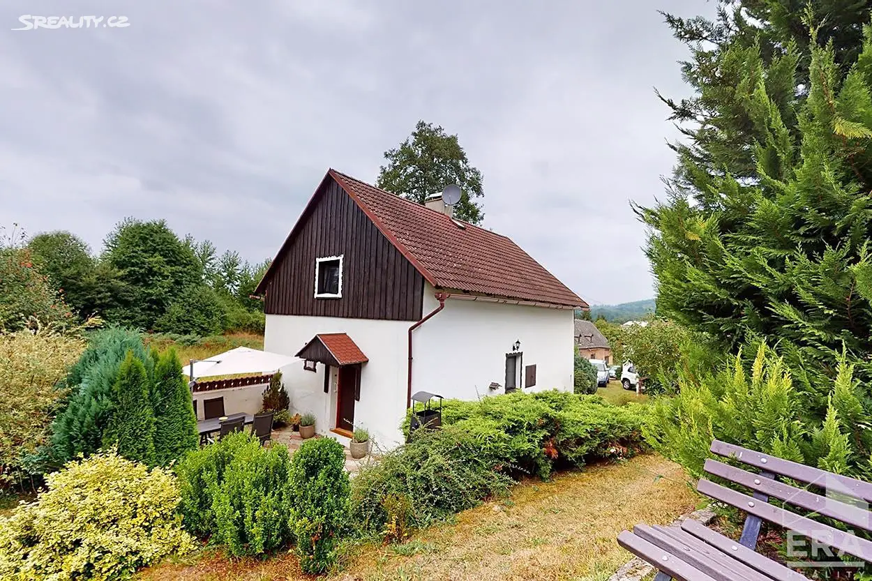 Prodej  rodinného domu 100 m², pozemek 1 029 m², Stružnice - Jezvé, okres Česká Lípa