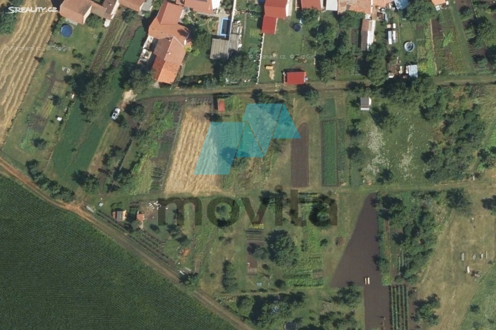 Prodej  komerčního pozemku 1 045 m², Žatčany, okres Brno-venkov