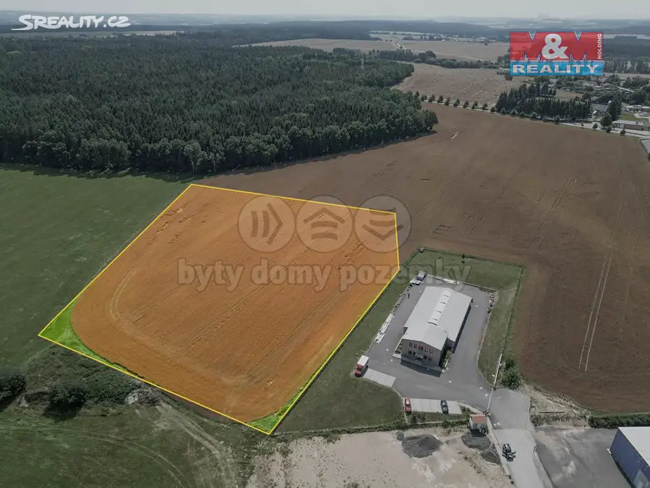 Prodej  pozemku 17 671 m², Bernartice, okres Písek