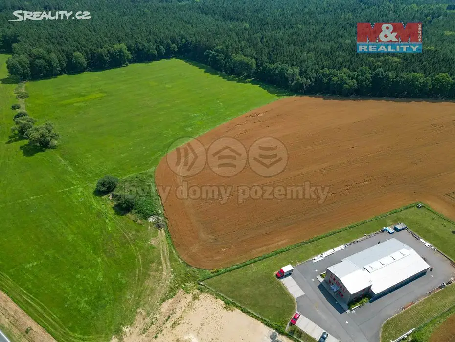 Prodej  pozemku 17 671 m², Bernartice, okres Písek
