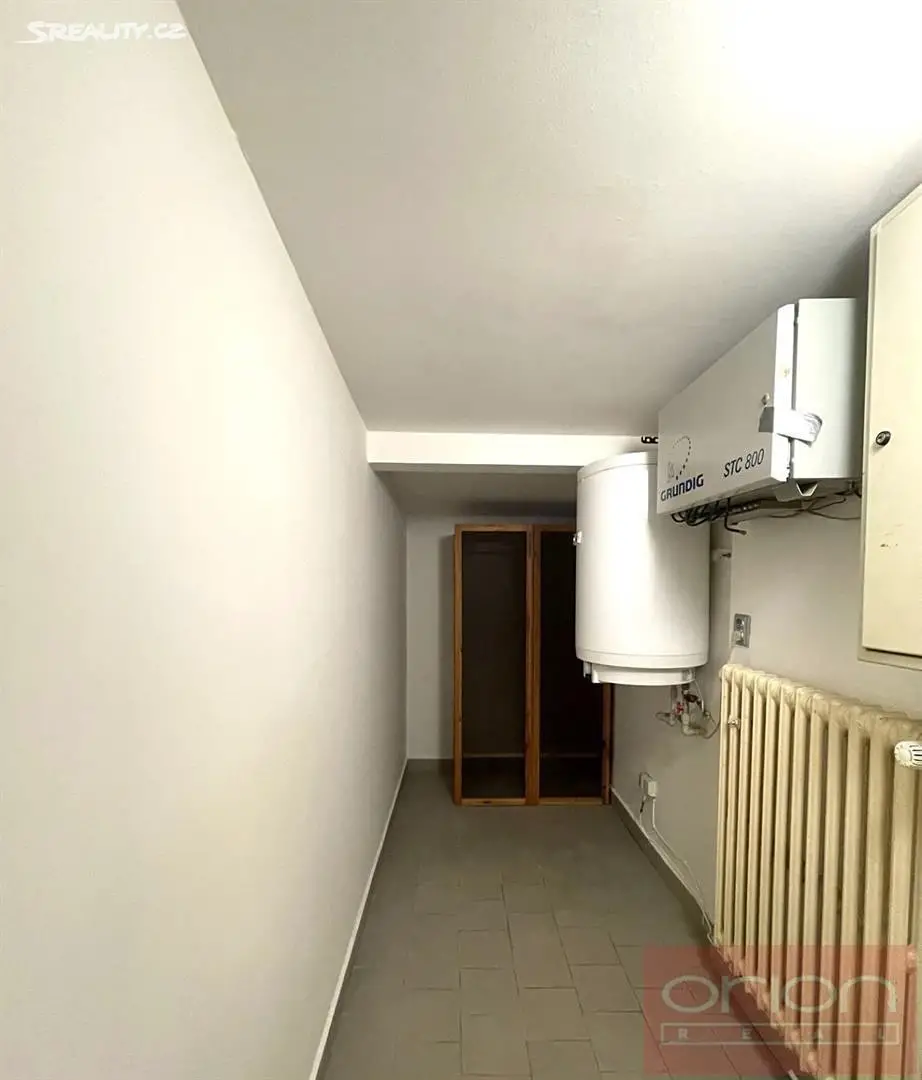 Pronájem bytu 3+kk 120 m² (Mezonet), Malá Štěpánská, Praha 2 - Nové Město