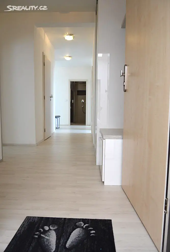 Pronájem bytu 4+kk 94 m², Palackého nám., Rosice