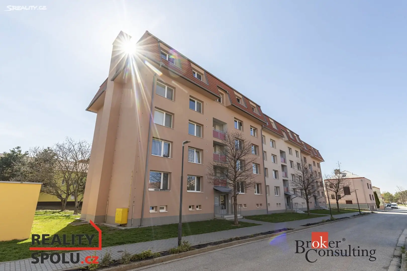 Pronájem bytu 3+1 75 m², Lázeňská, Valtice