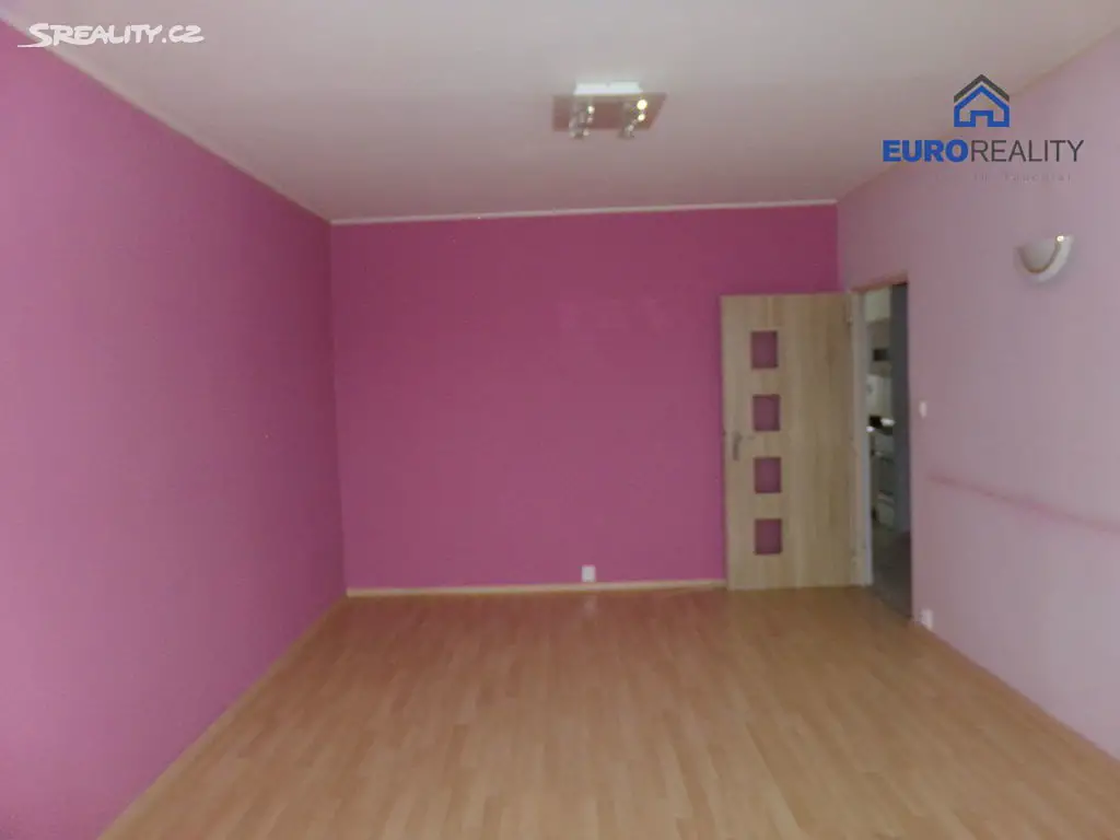 Prodej bytu 3+1 78 m², Švabinského, Sokolov