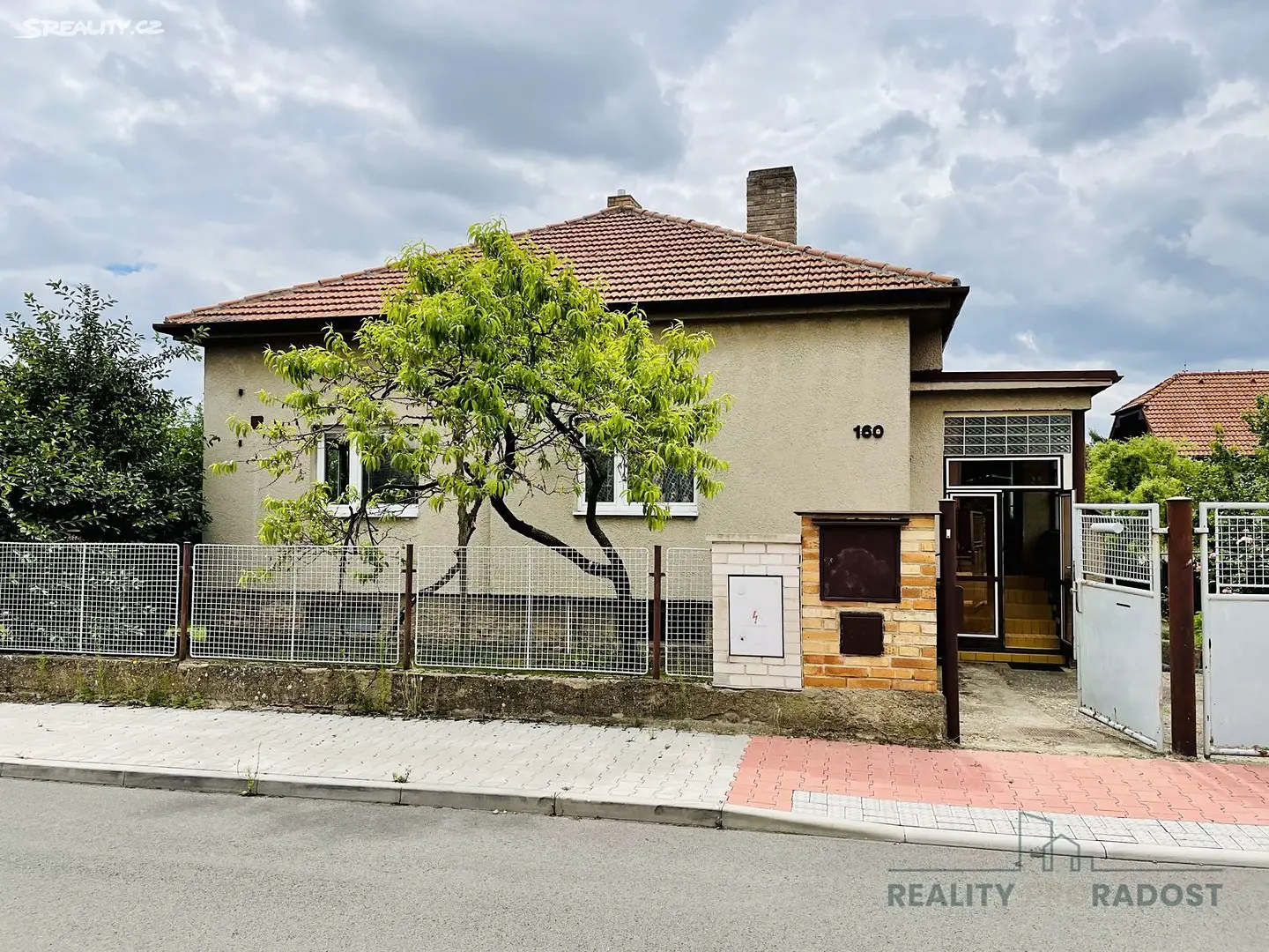 Prodej  rodinného domu 200 m², pozemek 683 m², Heřmánková, Holubice