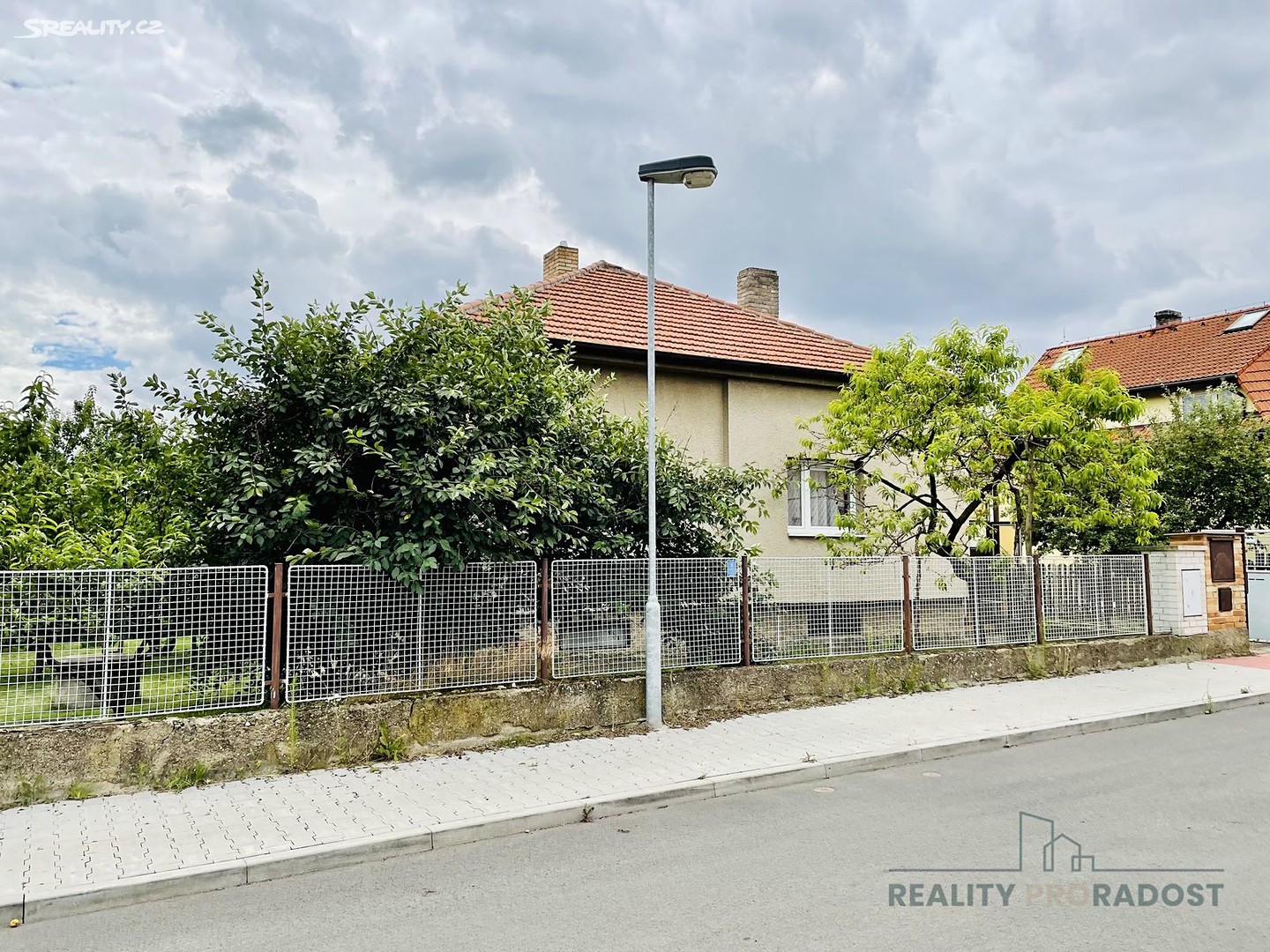 Prodej  rodinného domu 200 m², pozemek 683 m², Heřmánková, Holubice