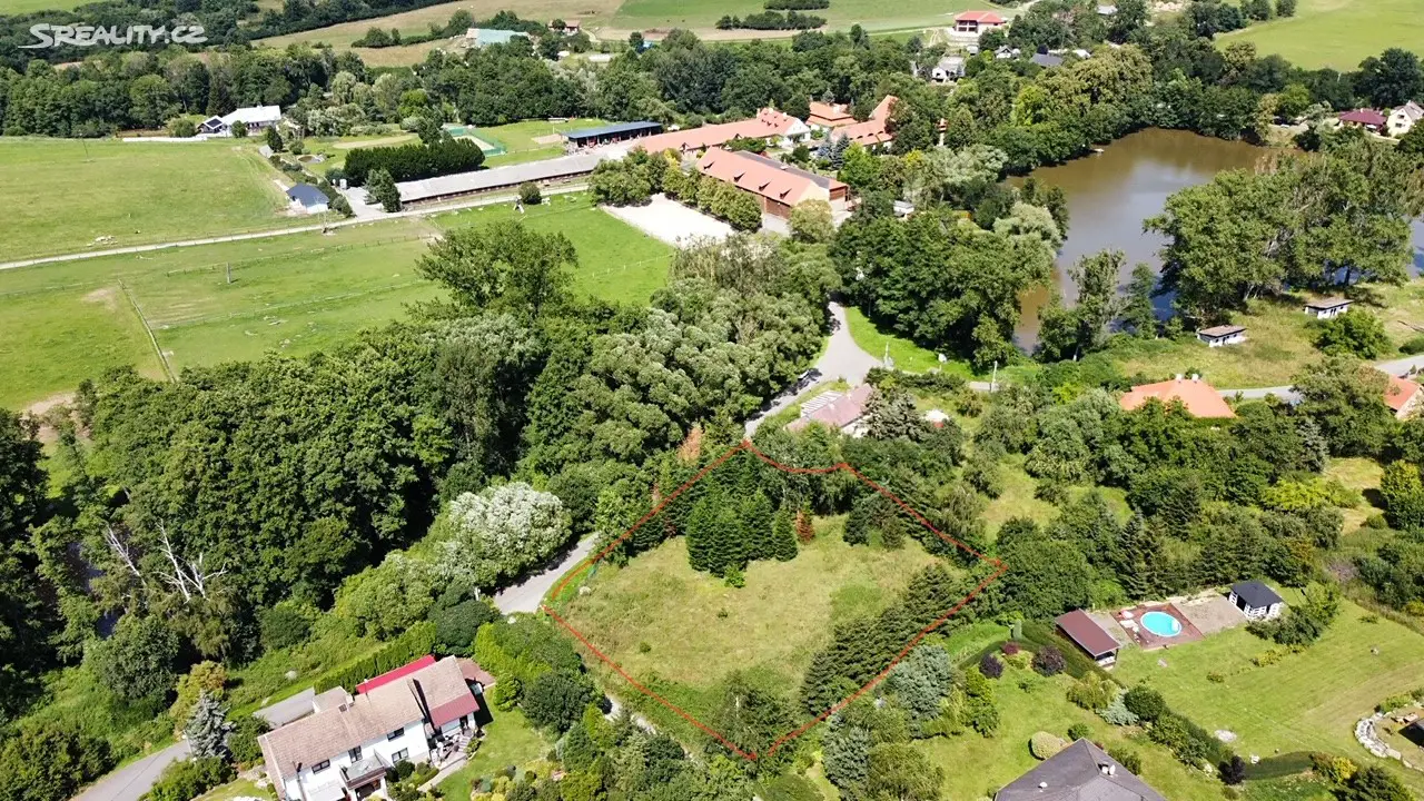 Prodej  stavebního pozemku 2 340 m², Rabyně, okres Benešov