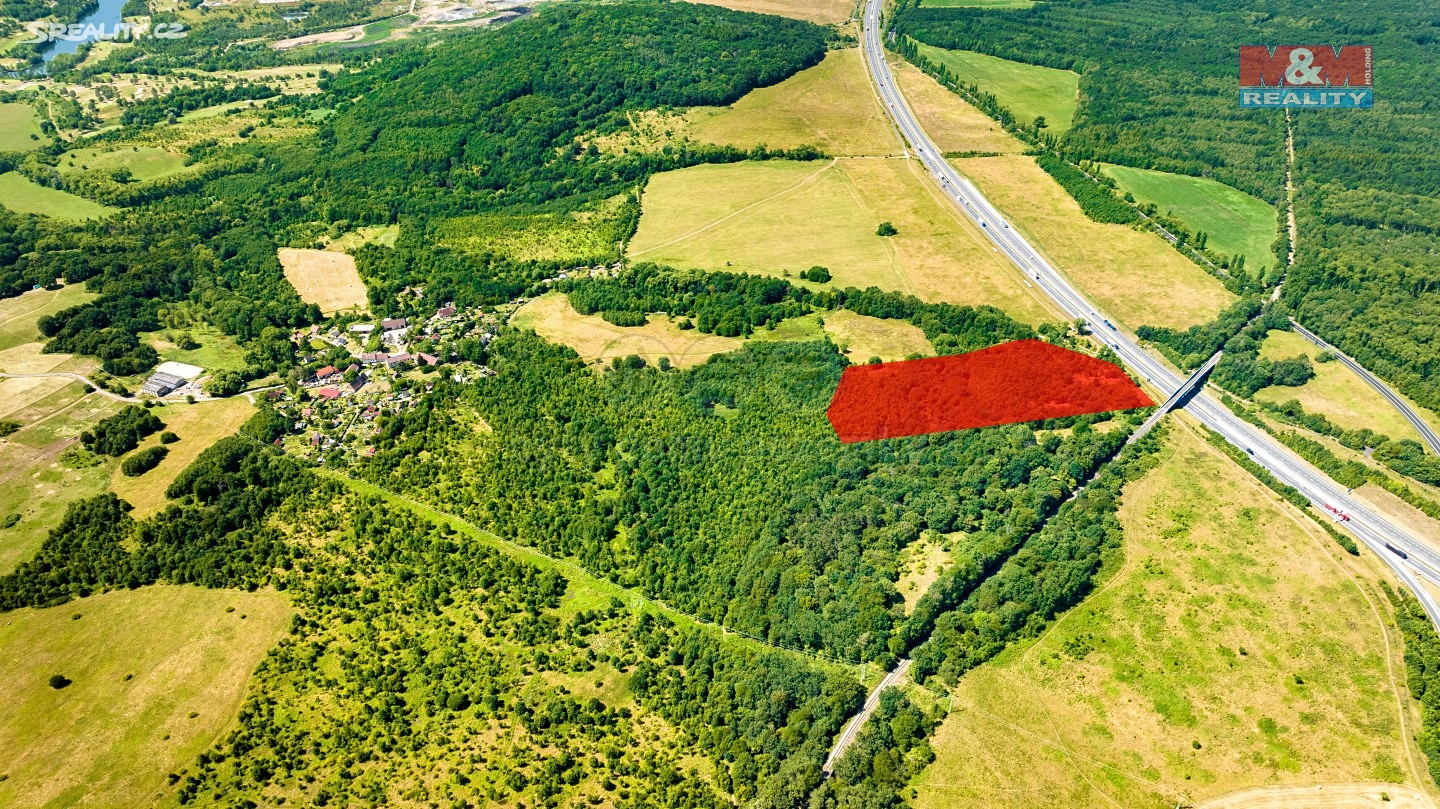 Prodej  komerčního pozemku 36 914 m², Ústí nad Labem - Strážky, okres Ústí nad Labem