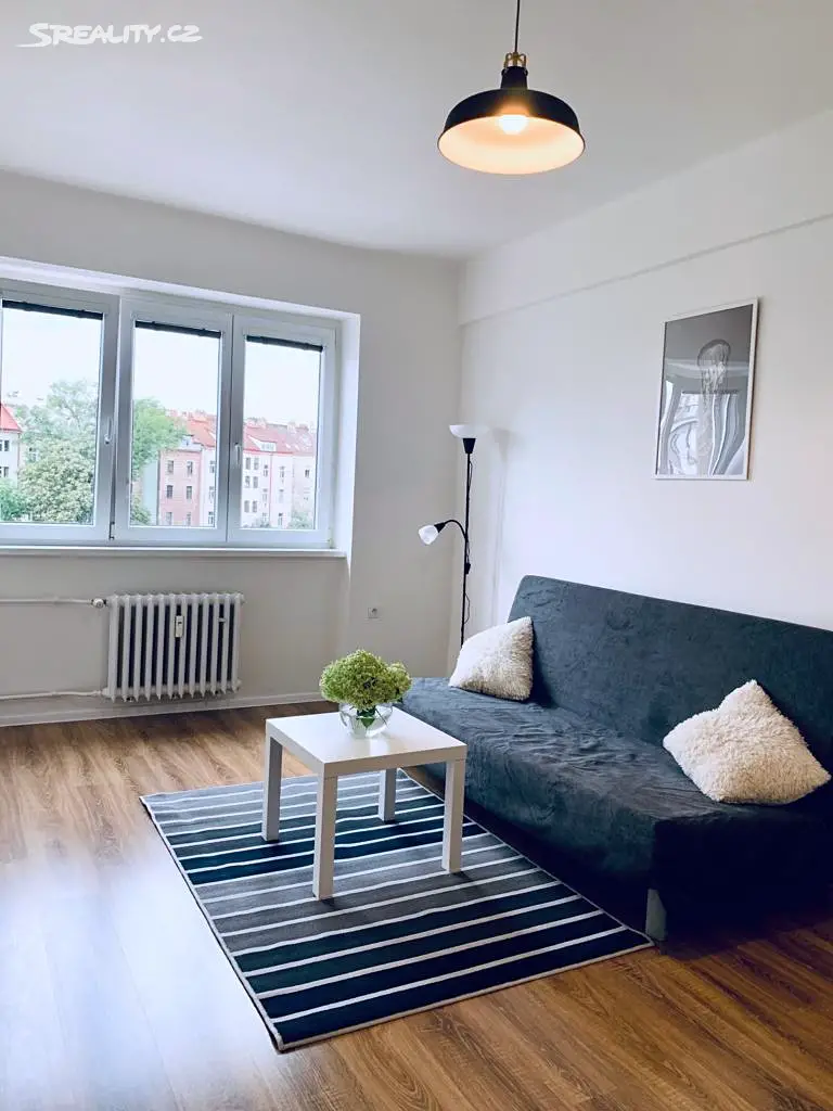 Pronájem bytu 2+1 60 m², Sokolská, Praha - Nové Město