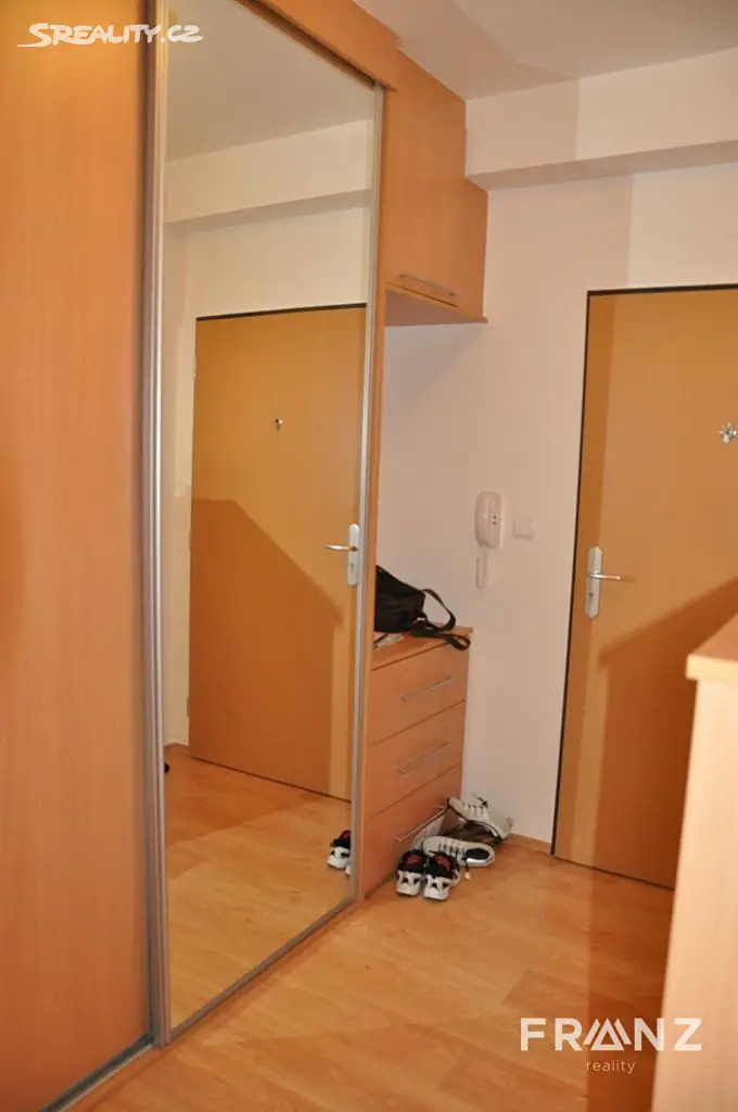 Pronájem bytu 3+kk 77 m², U Soudu, Ostrava - Poruba