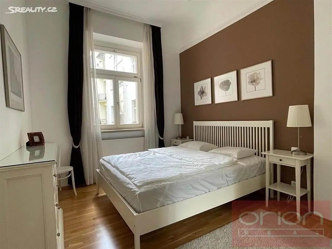 Pronájem bytu 2+kk 48 m², Dřevná, Praha 2 - Nové Město