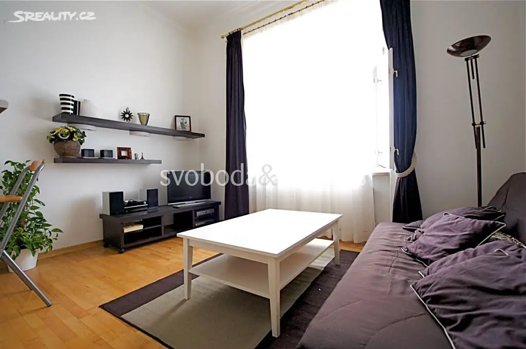 Pronájem bytu 2+1 50 m², Dřevná, Praha 2 - Nové Město