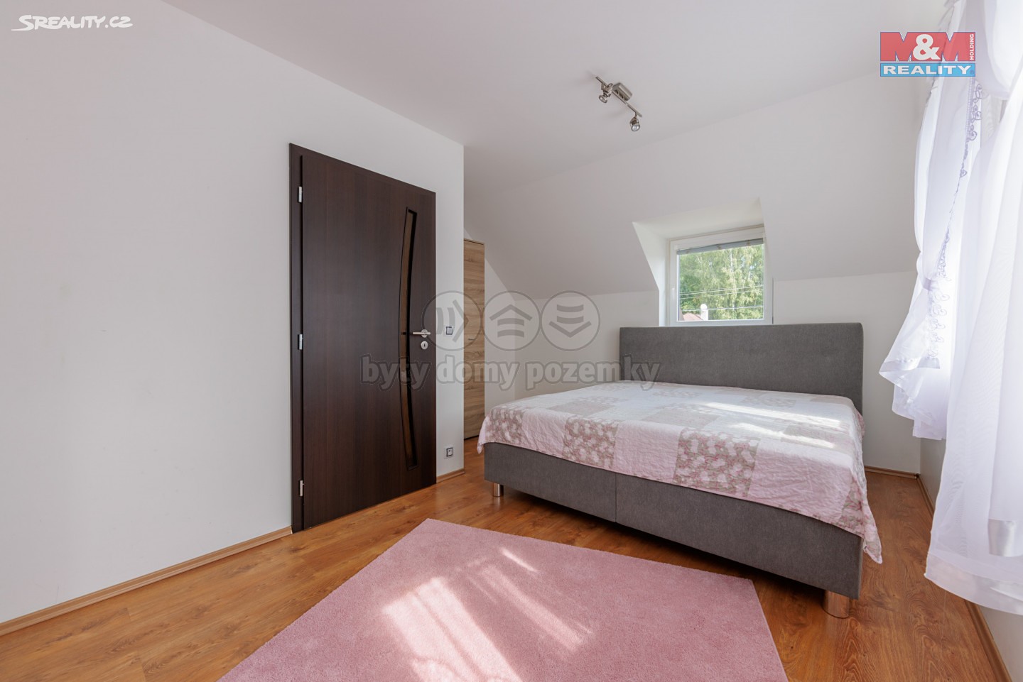 Prodej  rodinného domu 198 m², pozemek 742 m², Sadov, okres Karlovy Vary