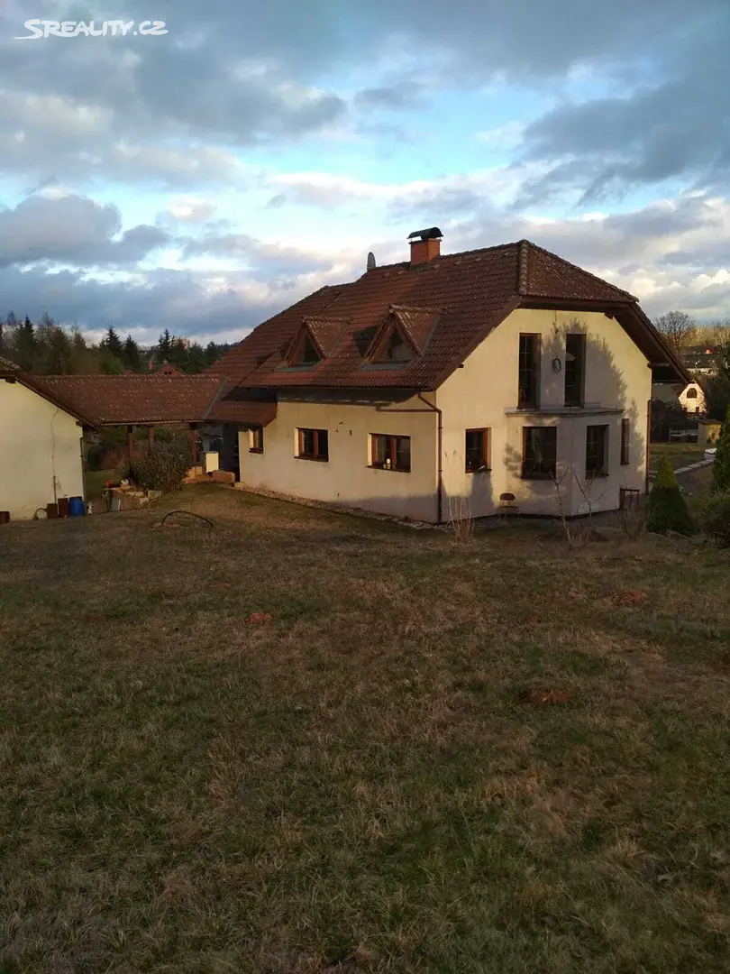 Prodej  rodinného domu 260 m², pozemek 4 058 m², Červencová, Trutnov - Volanov