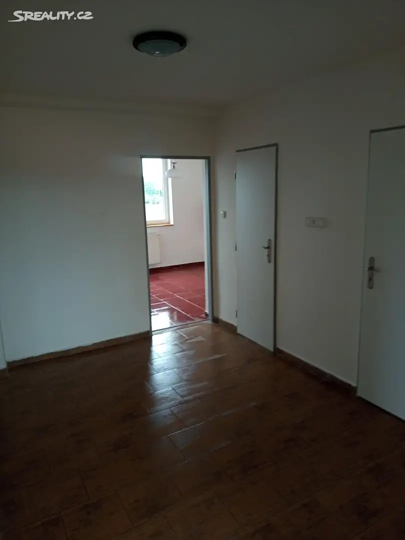 Prodej bytu 4+1 80 m², Plaňany - Poboří, okres Kolín