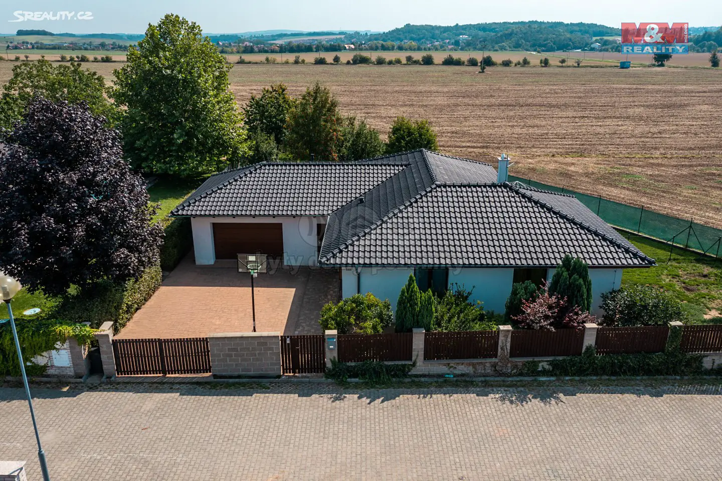 Prodej  rodinného domu 203 m², pozemek 978 m², Lichoceves - Noutonice, okres Praha-západ