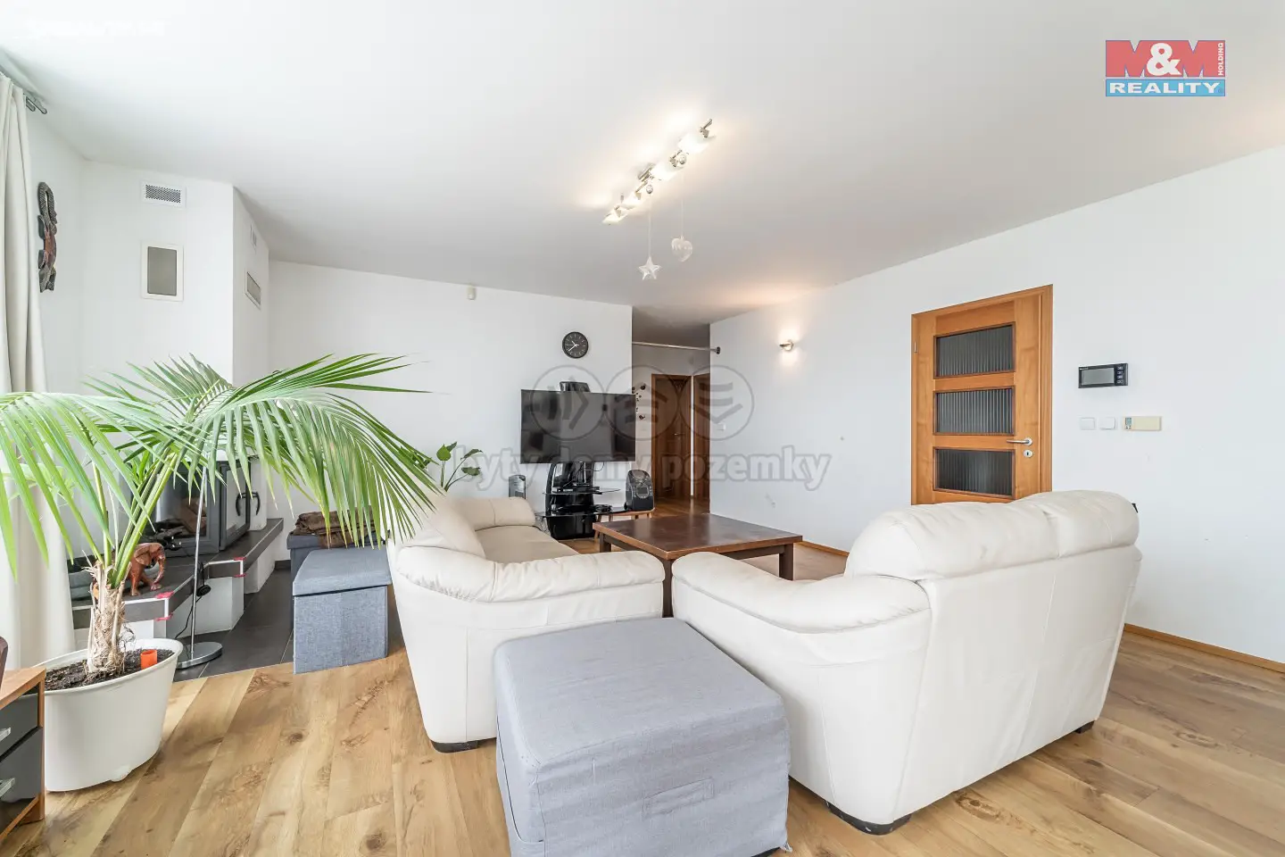 Prodej  rodinného domu 203 m², pozemek 978 m², Lichoceves - Noutonice, okres Praha-západ