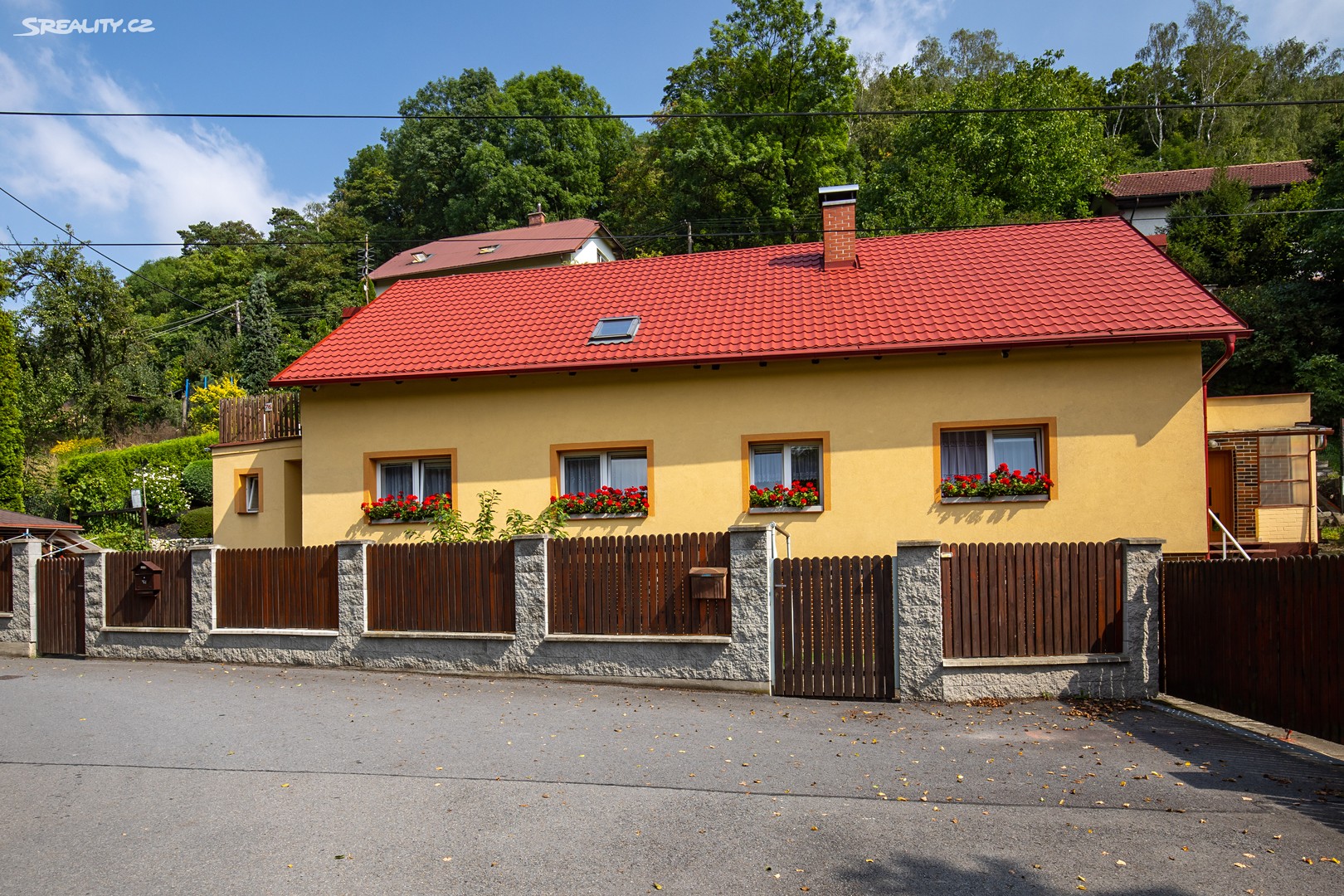 Prodej  rodinného domu 250 m², pozemek 1 273 m², Údolní, Ostrava - Petřkovice