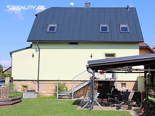 Prodej  rodinného domu 130 m², pozemek 1 052 m², Černá pěšina, Ostroměř