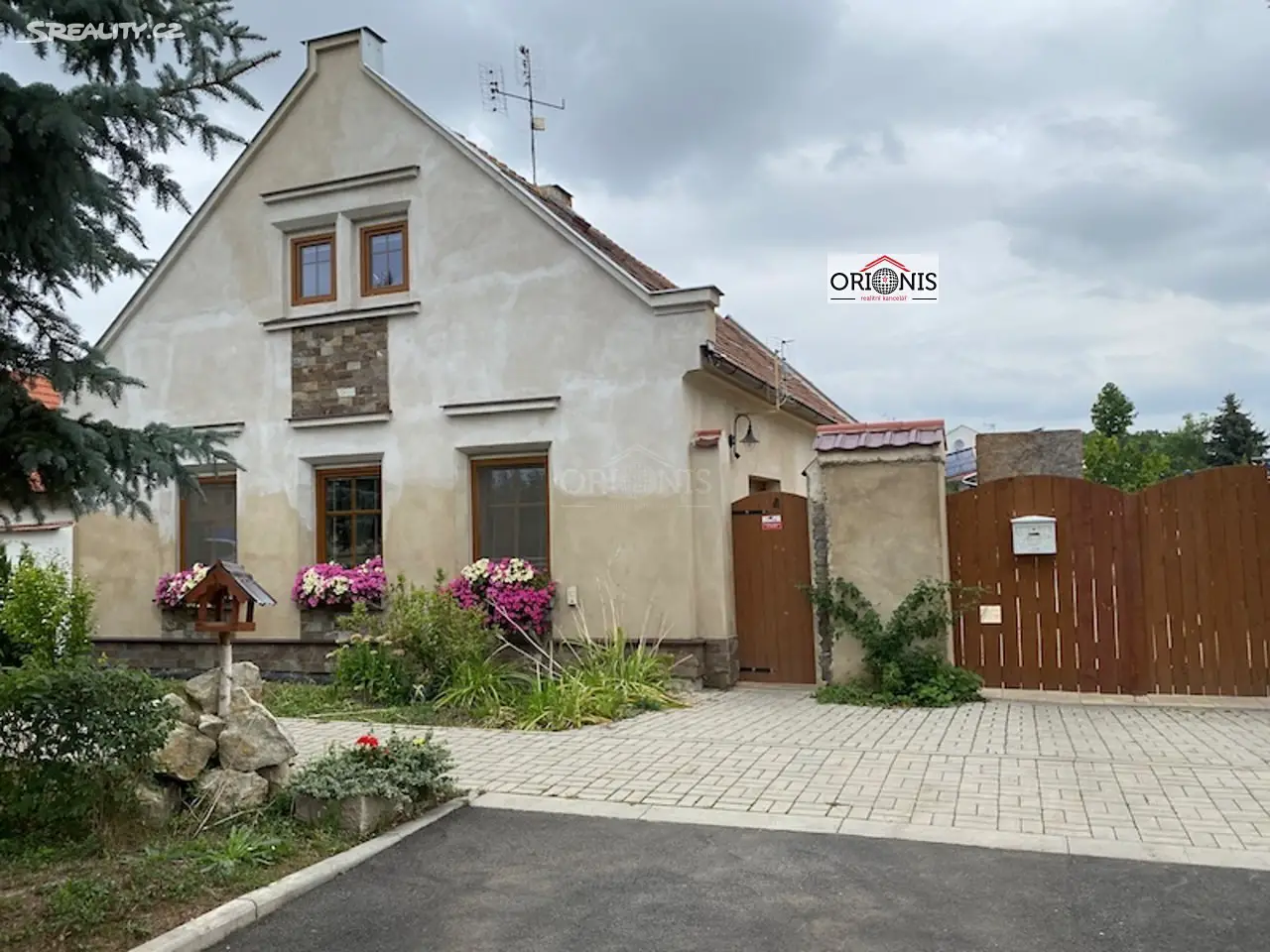 Prodej  rodinného domu 135 m², pozemek 1 026 m², Račetice, okres Chomutov