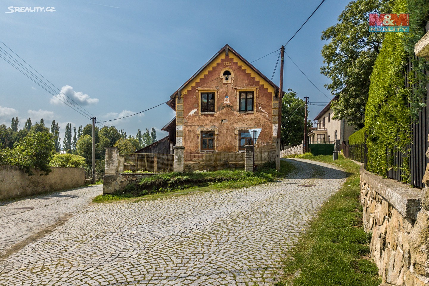 Prodej  stavebního pozemku 880 m², Dublovice, okres Příbram