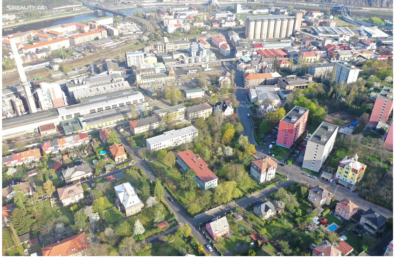 Prodej  stavebního pozemku 2 586 m², Žukovova, Ústí nad Labem - Střekov
