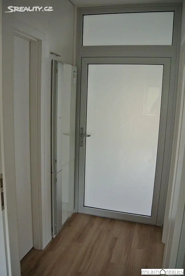 Pronájem bytu 1+1 15 m², B. Němcové, Zlín - Prštné