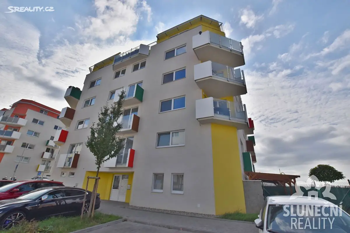Pronájem bytu 1+kk 39 m², Sadová, Uherské Hradiště - Sady