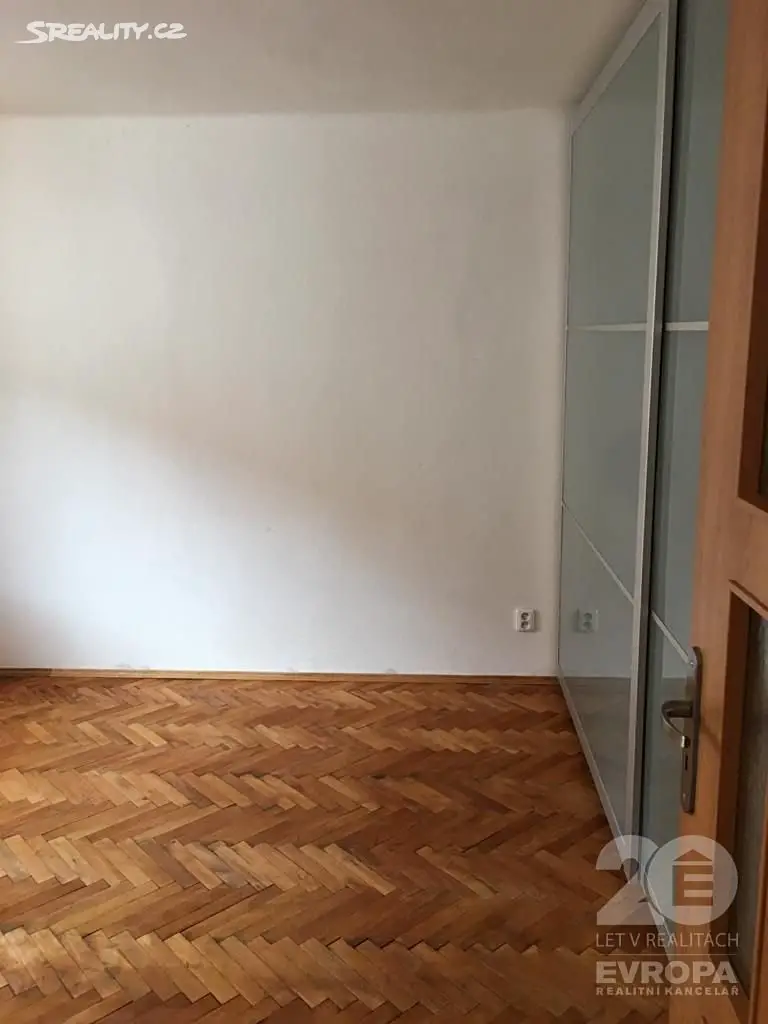 Pronájem bytu 2+1 58 m², Lukavická, Plzeň - Jižní Předměstí